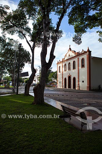  Subject: View of Nossa Senhora de Bonsucesso Church at Senador Temistocles Square / Place: Cruz das Almas city - Bahia state (BA) - Brazil / Date: 07/2012 