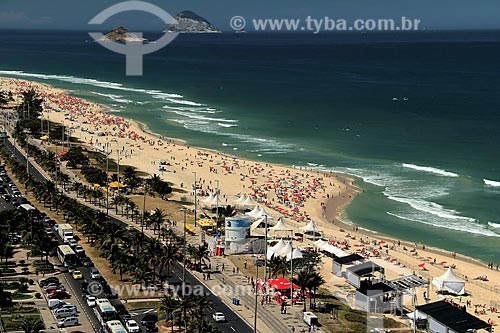  Subject: Barra da Tijuca Beach with Cagarras Islands in the background and Avenue Sernambetiba / Place: Rio de Janeiro city - Rio de Janeiro state (RJ) - Brazil / Date: 08/2012 