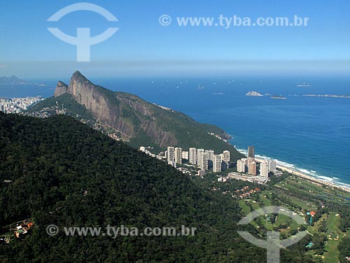  Subject: Two Brothers Mountain and part of Sao Conrado neighborhood sight from Pedra Bonita / Place: Sao Conrado neighborhood - Rio de Janeiro city - Rio de Janeiro state (RJ) - Brazil / Date: 09/2012 