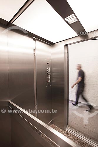  Subject: Inside of elevator cab / Place: Rio de Janeiro city - Rio de Janeiro state (RJ) - Brazil / Date: 08/2012 