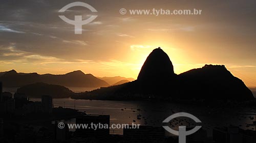  Subject: Sugar Loaf at dawn / Place: Botafogo neighborhood - Rio de Janeiro city - Rio de Janeiro state (RJ) - Brazil / Date: 10/2012 