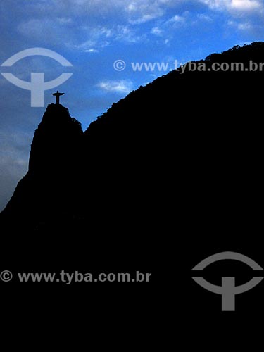  Subject: View of Christ the Redeemer at dawn / Place: Rio de Janeiro city - Rio de Janeiro state (RJ) - Brazil / Date: 10/2012 