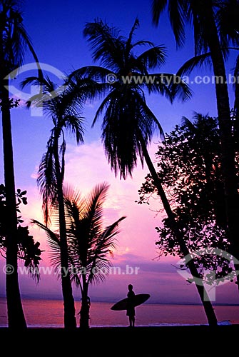  Subject: Surfer at Pavones Beach  / Place: Puntarenas Province - Costa Rica - Central America / Date: 1998 