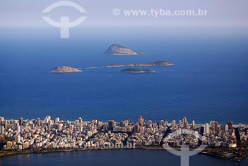  Subject: Aerial view of Ipanema and Lagoa neigbourhoods with Cagarras Islands in the Background / Place: Rio de Janeiro city - Rio de Janeiro state (RJ) - Brazil / Date: 09/2007 