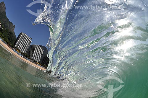  Subject: Wave on Sao Conrado Beach / Place: Sao Conrado neighborhood - Rio de Janeiro city - Rio de Janeiro state (RJ) - Brazil / Date: 12/2010 