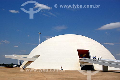  Subject: Honestino Guimaraes National Museum   (2006) / Place: Brasilia city - Distrito Federal  (Federal District) - Brazil  / Date: 10/2006 