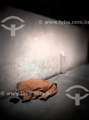  Subject: Homeless sleeping in city center / Place: Sao Paulo city - Sao Paulo state (SP) - Brazil / Date: 07/2011 