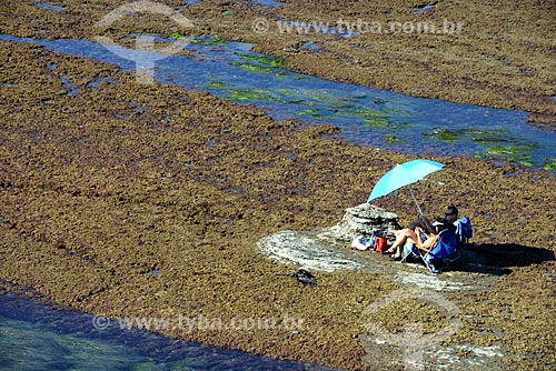  Subject: Bathers in Sunset Cliffs Beach / Place: Sunset Cliffs - San Diego city - California state - United States of America - USA / Date: 09/2012 