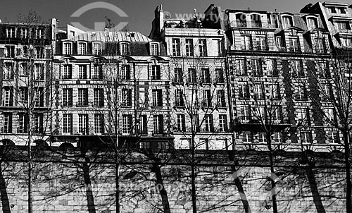  Subject: Houses on the banks of the Siene River / Place: Paris - France - Europe / Date: 02/2012 