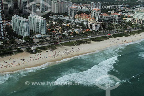  Subject: View of Barra da Tijuca Beach, avenue Sernambetiba / Place: Rio de Janeiro city - Rio de Janeiro state (RJ) - Brazil / Date: 12/2012 