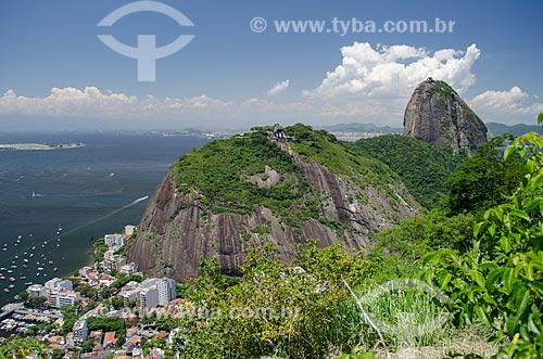  Subject: View of  Sugar Loaf from Babilonia Mountain (Babylon Mountain) / Place: Urca neighborhood - Rio de Janeiro city - Rio de Janeiro state (RJ) - Brazil / Date: 12/2012 