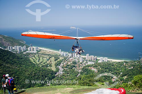  Subject: People practicing gliding ramp at Pedra Bonita (Bonita Stone)/Pepino / Place: Sao Conrado neighborhood - Rio de Janeiro city - Rio de Janeiro state (RJ) - Brazil / Date: 09/2012 