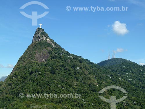  Subject: Christ the Redeemer and Corcovado Mountain with antennas of Sumare Mountain in the background / Place: Rio de Janeiro city - Rio de Janeiro state (RJ) - Brazil / Date: 04/2012 
