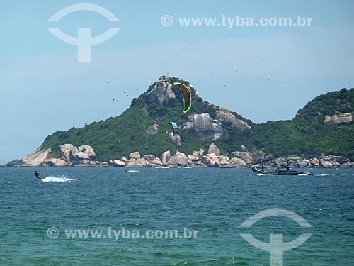  Subject: Kitesurf with Tijucas Islands in the background / Place: Barra da Tijuca neighborhood - Rio de Janeiro city - Rio de Janeiro state (RJ) - Brazil / Date: 01/2011 