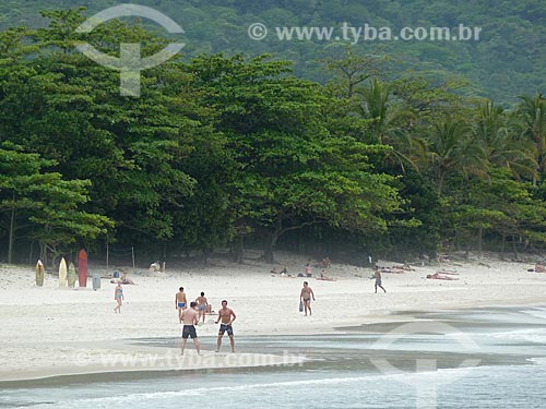  Subject: Bathers in Lopes Mendes / Place: Ilha Grande District - Angra dos Reis city - Rio de Janeiro state (RJ) - Brazil / Date: 11/2011 