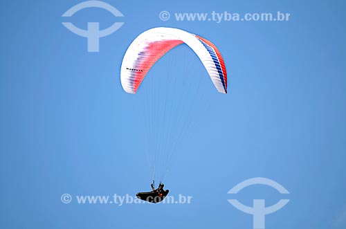  Subject: Paragliding in Sao Conrado Beach / Place: Sao Conrado neighborhood - Rio de Janeiro city - Rio de Janeiro state (RJ) - Brazil / Date: 11/2012 