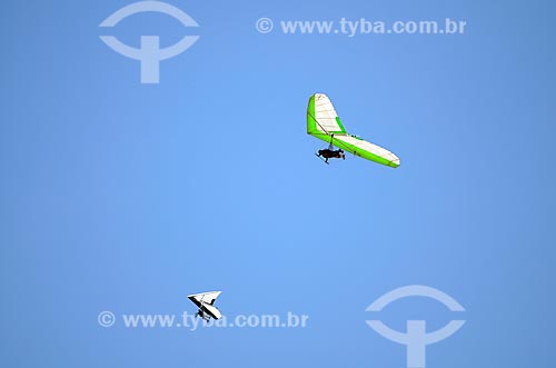  Subject: Hang glider in Sao Conrado Beach / Place: Sao Conrado neighborhood - Rio de Janeiro city - Rio de Janeiro state (RJ) - Brazil / Date: 11/2012 