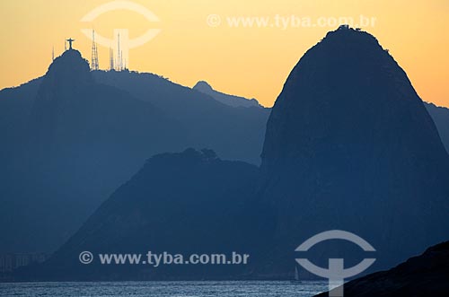  Subject: Sunset at Sugar Loaf and Christ the Redeemer seen from Niteroi / Place: Niteroi city - Rio de Janeiro state (RJ) - Brazil / Date: 08/2012 