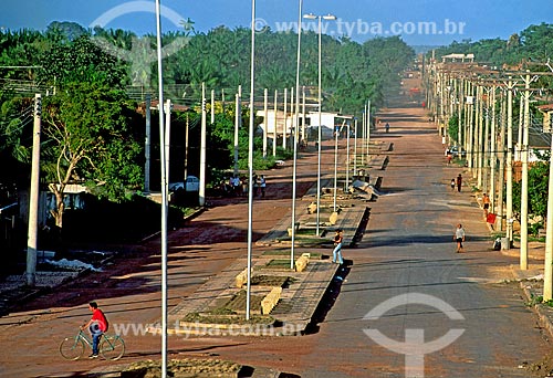  Subject: Equatorial Avenue that marks the Line of Equator / Place: Macapa city - Amapa state (AP) - Brazil / Date: 2003 