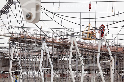  Subject: Reform Journalist Mario Filho Stadium - also known as Maracana - hoisting cables that will support the roof of the stadium / Place: Maracana neighborhood - Rio de Janeiro city - Rio de Janeiro (RJ) - Brazil / Date: 01/2013 