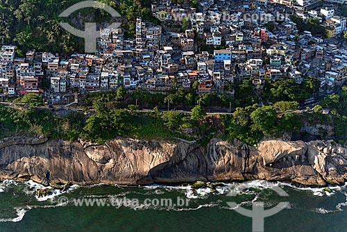  Subject: Aerial view of Vidigal Slum / Place: Sao Conrado neighborhood - Rio de Janeiro city - Rio de Janeiro state (RJ) - Brazil / Date: 12/2012 