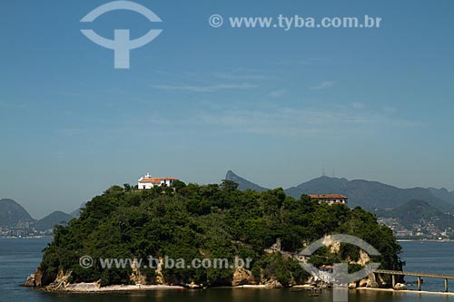  Subject: View of Boa Viagem Island with the Nossa Senhora da Boa Viagem Chapel (XVIII century) / Place: Boa Viagem neighborhood - Niteroi city - Rio de Janeiro state (RJ) - Brazil / Date: 12/2012 