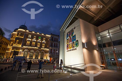  Subject: Pernambuco Center Craft with Caixa Cultural Recife (1912) in the background / Place: Recife city - Pernambuco state (PE) - Brazil / Date: 01/2013 