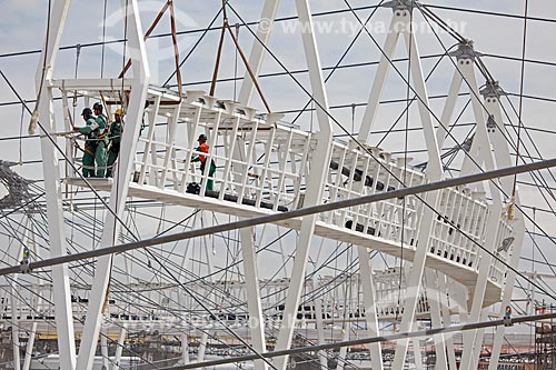  Subject: Reform Journalist Mario Filho Stadium - also known as Maracana - installation of the stadium roof / Place: Maracana neighborhood - Rio de Janeiro city - Rio de Janeiro state (RJ) - Brazil / Date: 02/2013 