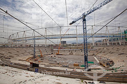  Subject: Reform Journalist Mario Filho Stadium - also known as Maracana - installation of the stadium roof / Place: Maracana neighborhood - Rio de Janeiro city - Rio de Janeiro state (RJ) - Brazil / Date: 02/2013 