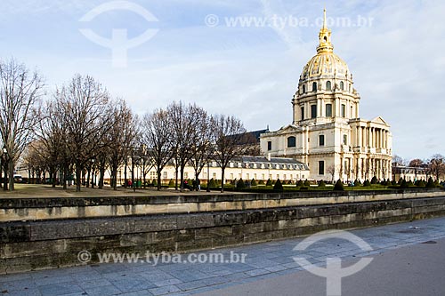  Subject: Cathedral of Saint-Louis-des-Invalides at Palace des Invalides - was built to give shelter to the invalids of the armies of Louis XIV - where is Napoleon Bonaparte buried / Place: Paris - France - Europe / Date: 12/2012 