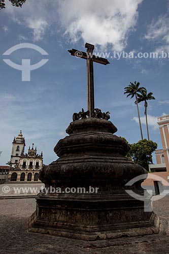  Subject: Cruise of limestone with Sao Francisco Church (1588) at Sao Francisco Cultural Center in the background / Place: Joao Pessoa city - Paraiba state (PB) - Brazil / Date: 02/2013 