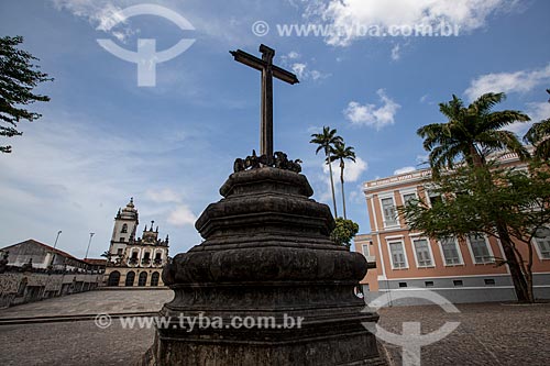  Subject: Cruise of limestone with Sao Francisco Church (1588) at Sao Francisco Cultural Center in the background / Place: Joao Pessoa city - Paraiba state (PB) - Brazil / Date: 02/2013 