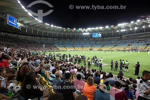  Test event at Journalist Mario Filho Stadium - also known as Maracana - match between Ronaldo friends x Bebeto friends marks the reopening of the stadium   - Rio de Janeiro city - Rio de Janeiro state (RJ) - Brazil