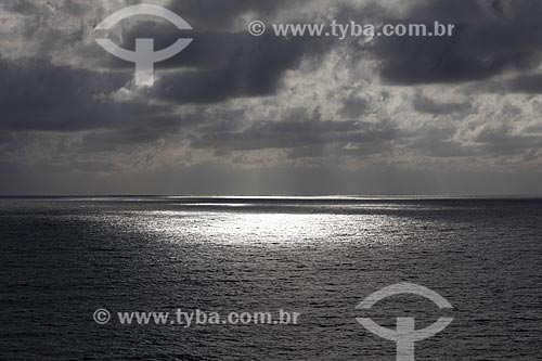  Subject: Reflection of the sun on the sea surface of Pipa Beach / Place: Pipa District - Tibau do Sul city - Rio Grande do Norte state (RN) - Brazil / Date: 03/2013 