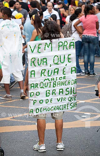  Subject: Demonstration of the Free Pass Movement in the Presidente Vargas Avenue / Place: City center neighborhood - Rio de Janeiro city - Rio de Janeiro state (RJ) - Brazil / Date: 06/2013 