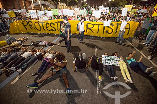  Subject: Demonstration of the Free Pass Movement in the Presidente Vargas Avenue / Place: City center neighborhood - Rio de Janeiro city - Rio de Janeiro state (RJ) - Brazil / Date: 06/2013 