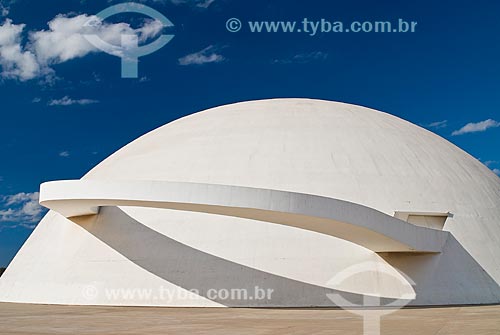  Subject: Honestino Guimaraes National Museum (2006) - part of the Joao Herculino Cultural Complex of the Republic / Place: Brasilia city - Distrito Federal (Federal District) - Brazil / Date: 04/2010 