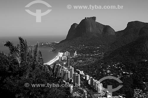  Subject: View of Sao Conrado neighborhood with Pedra da Gavea in the background / Place: Sao Conrado neighborhood - Rio de Janeiro city - Rio de Janeiro state (RJ) - Brazil / Date: 07/2013 