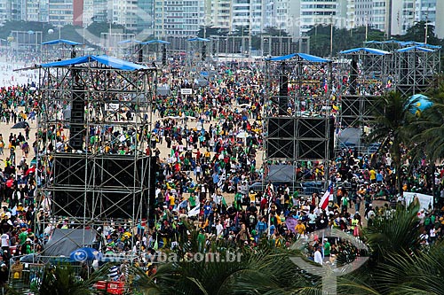  Subject: Pilgrims during the World Youth Day (WYD) in Copacabana Beach / Place: Copacabana neighborhood - Rio de Janeiro city - Rio de Janeiro state (RJ) - Brazil / Date: 07/2013 