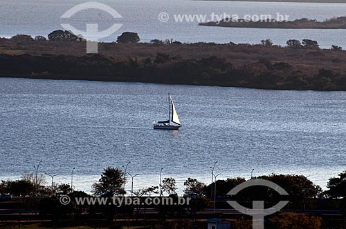  Subject: Sailing ship at Guaiba Lake / Place: Porto Alegre city - Rio Grande do Sul state (RS) - Brazil / Date: 07/2013 