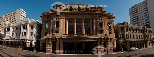  Subject: Meira Junior Building - where functioned to Pinguim Choperia to the left - Pedro II Theater (1930) in the center - and the old building of Palace Hotel, current Palace Cultural Center to the right / Place: Ribeirao Preto city - Sao Paulo st 