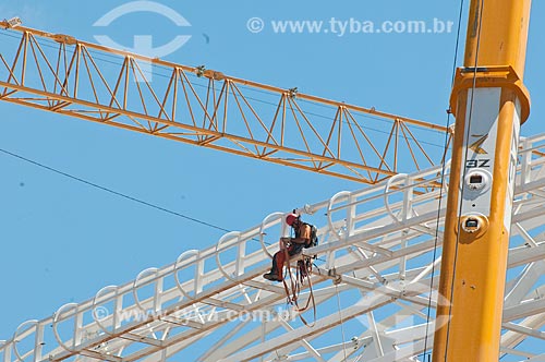  Subject: Construction of Gremio Arena (2012) - installation of the stadium roof / Place: Humaita neighborhood - Porto Alegre city - Rio Grande do Sul state (RS) - Brazil / Date: 10/2012 