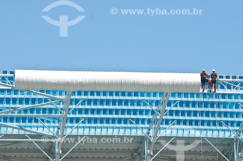  Subject: Construction of Gremio Arena (2012) - installation of the stadium roof / Place: Humaita neighborhood - Porto Alegre city - Rio Grande do Sul state (RS) - Brazil / Date: 11/2012 