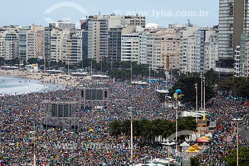  Subject: Pilgrims on Copacabana Beach during the World Youth Day (WYD) / Place: Copacabana neighborhood - Rio de Janeiro city - Rio de Janeiro state (RJ) - Brazil / Date: 07/2013 