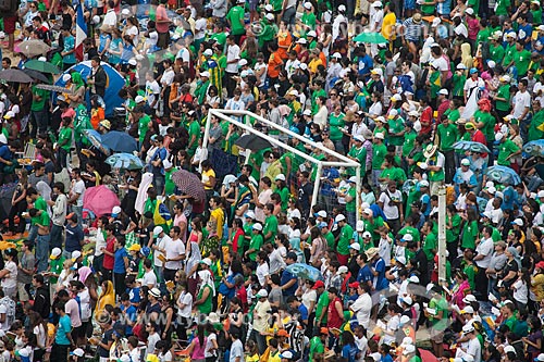  Subject: Pilgrims on Copacabana Beach during the World Youth Day (WYD) / Place: Copacabana neighborhood - Rio de Janeiro city - Rio de Janeiro state (RJ) - Brazil / Date: 07/2013 