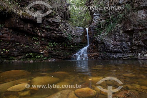  Subject: Primavera Waterfall (Spring Waterfall) - Vale do Capao / Place: Palmeiras city - Bahia state (BA) - Brazil / Date: 09/2012 