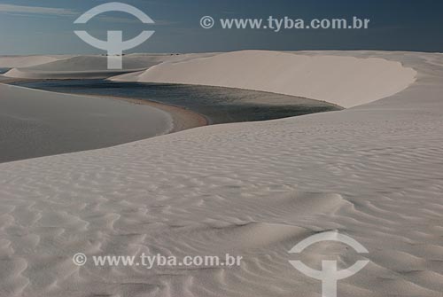  Subject: Dunes of Azul Lagoon (Blue Lagoon) - Lencois Maranhenses National Park / Place: Barreirinhas city - Maranhao state (MA) - Brazil / Date: 07/2010 