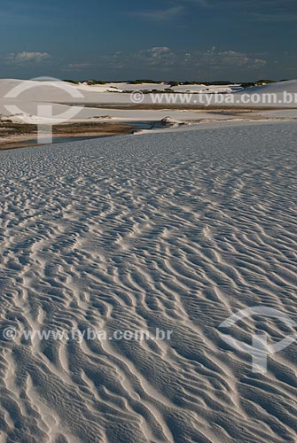  Subject: Dunes of Azul Lagoon (Blue Lagoon) - Lencois Maranhenses National Park / Place: Barreirinhas city - Maranhao state (MA) - Brazil / Date: 07/2010 