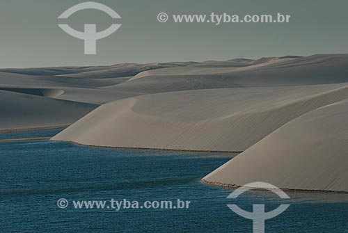  Subject: Dunes of Bonita Lagoon (Beautiful Lagoon) - Lencois Maranhenses National Park / Place: Barreirinhas city - Maranhao state (MA) - Brazil / Date: 07/2010 