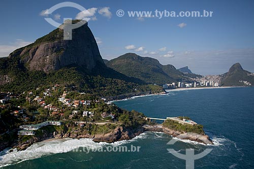  Subject: Aerial photo of Costa Brava Club (1962) with Rock of Gavea / Place: Joa neighborhood - Rio de Janeiro city - Rio de Janeiro state (RJ) - Brazil / Date: 04/2011 